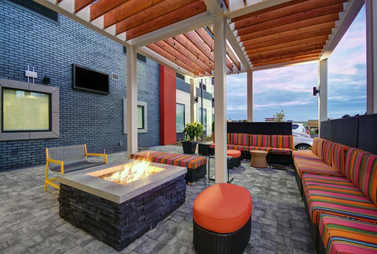 Home2 Suites By Hilton Blacksburg University Экстерьер фото