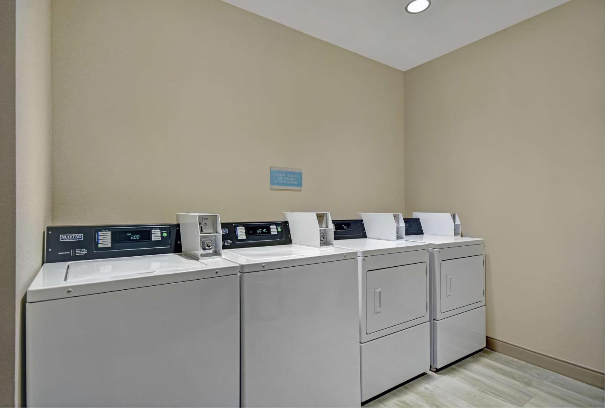 Home2 Suites By Hilton Blacksburg University Экстерьер фото