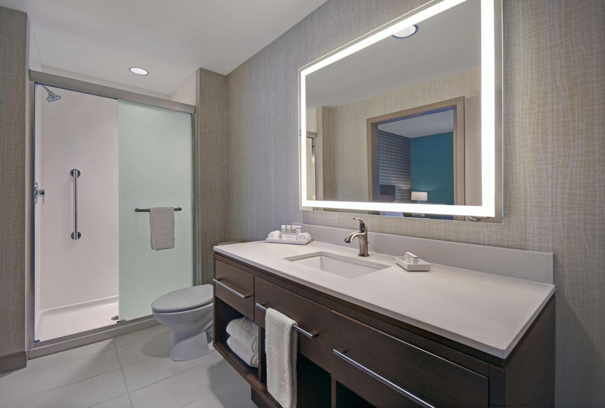 Home2 Suites By Hilton Blacksburg University Экстерьер фото