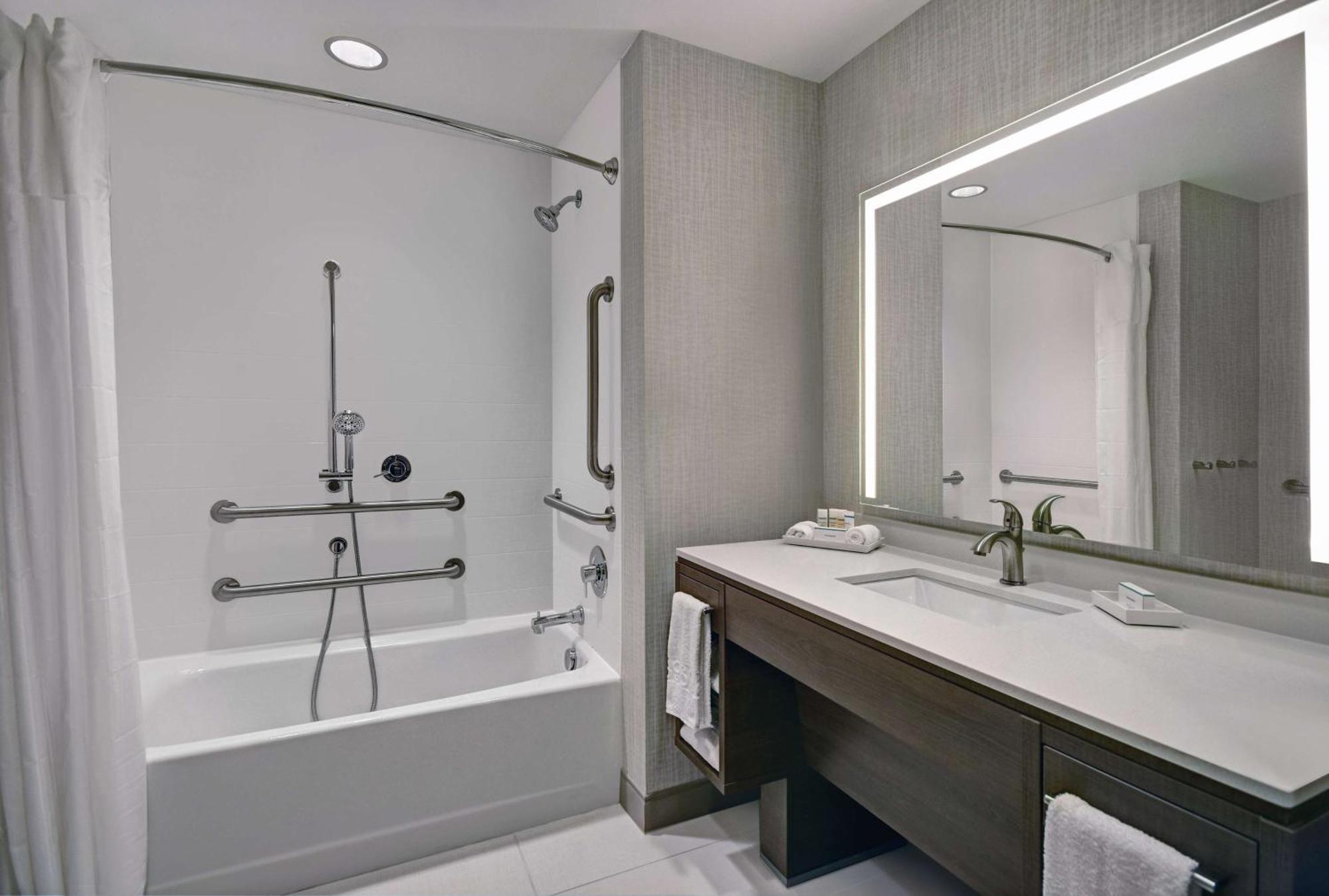 Home2 Suites By Hilton Blacksburg University Экстерьер фото